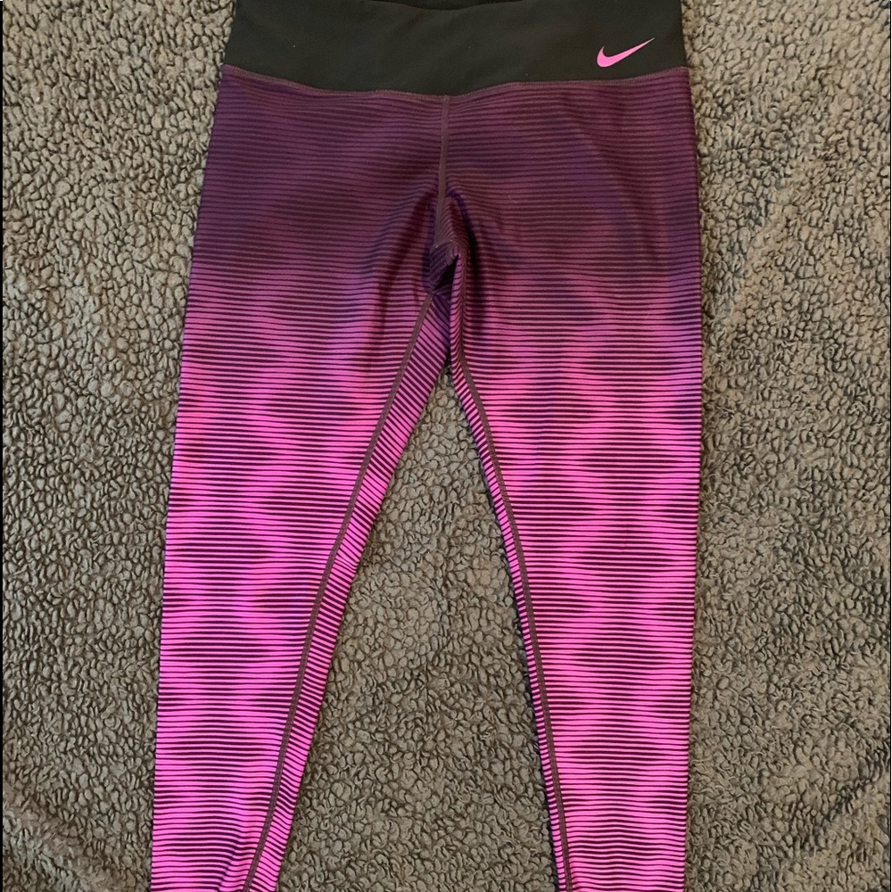 Nike Golf size large full length leggings